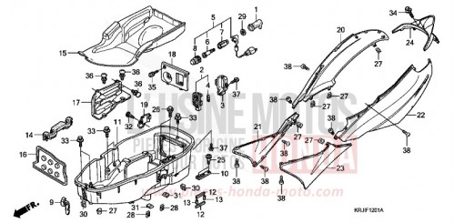 HOUSSE DE CARROSSERIE/COMPARTIMENT A BAGAGES (FES1257/A7) (FES1507/A7) FES125A7 de 2007